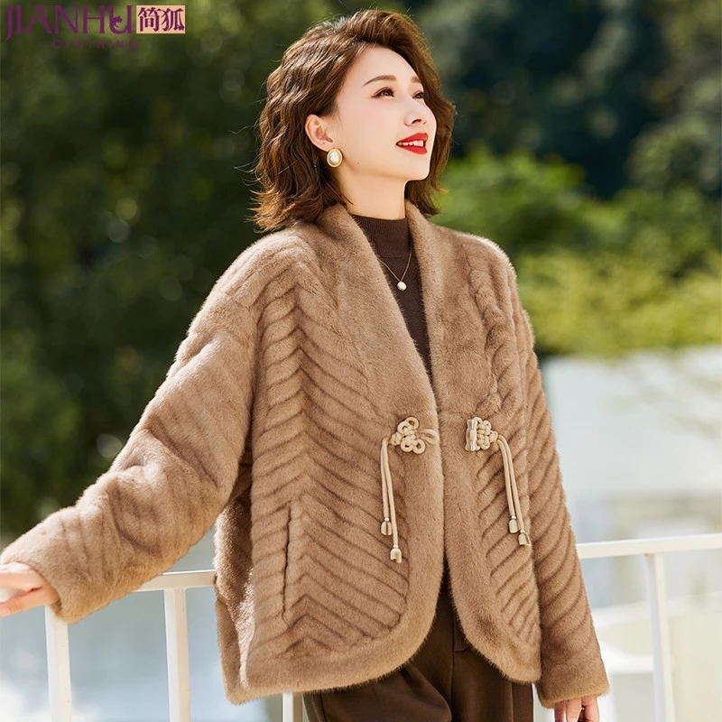 年轻妈妈冬装外套2023新款洋气上衣服冬季仿貂绒皮毛一体气质外衣