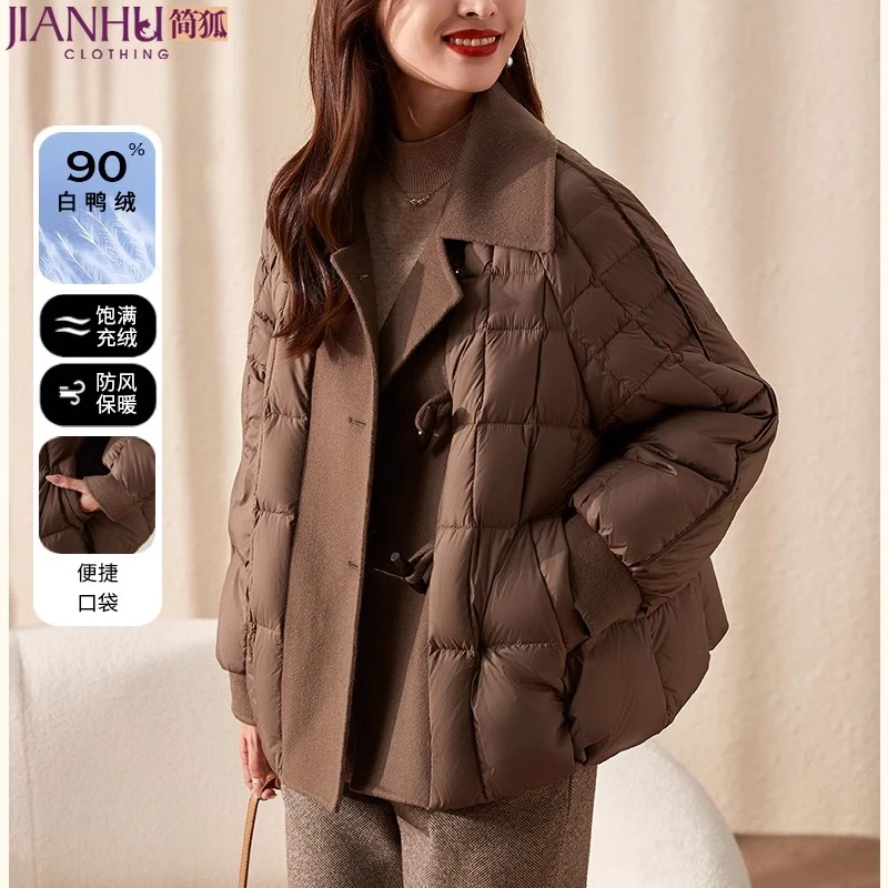妈妈冬装短款90白鸭绒羽绒服外套中年冬季加厚中老年女装时尚上衣