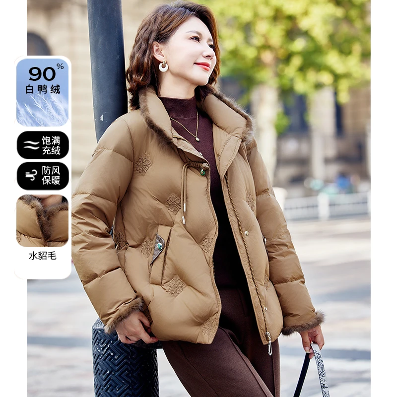 中年妈妈冬装白鸭绒羽绒服2024新款洋气中老年女装新中式国风外套