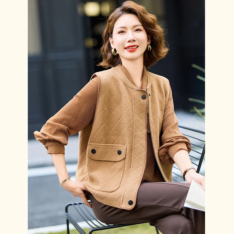 中年妈妈秋装针织马甲外套2024新款洋气中老年女装春秋季坎肩开衫