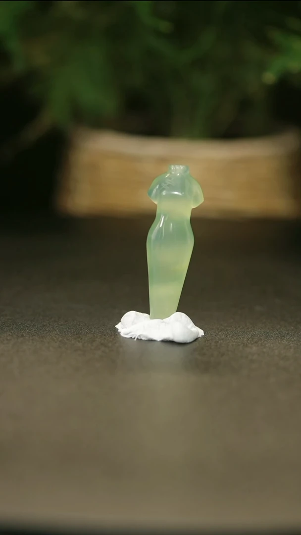 【闪购商品】蛇纹石玉珠宝奇石未镶嵌`