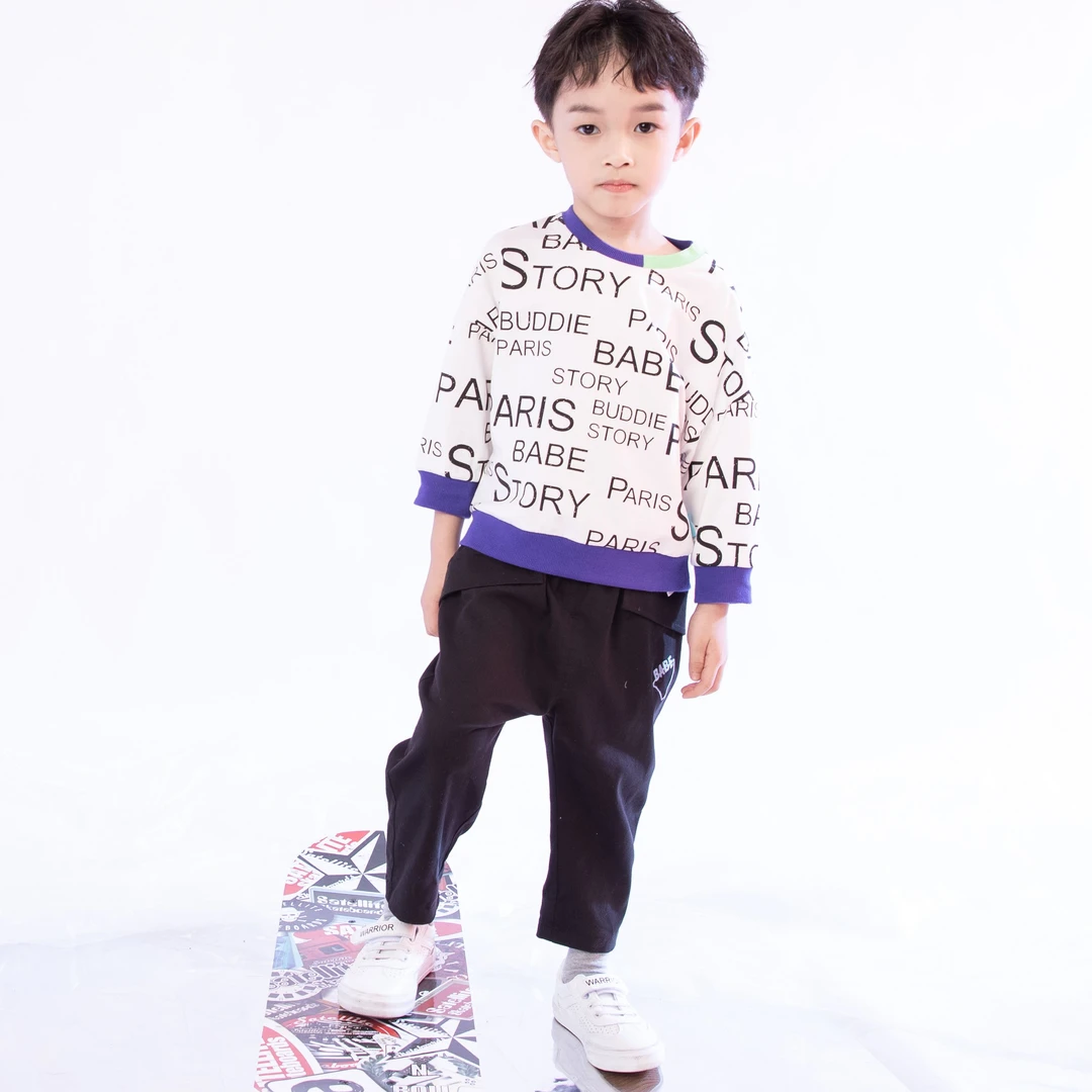 针织长袖T恤8111125