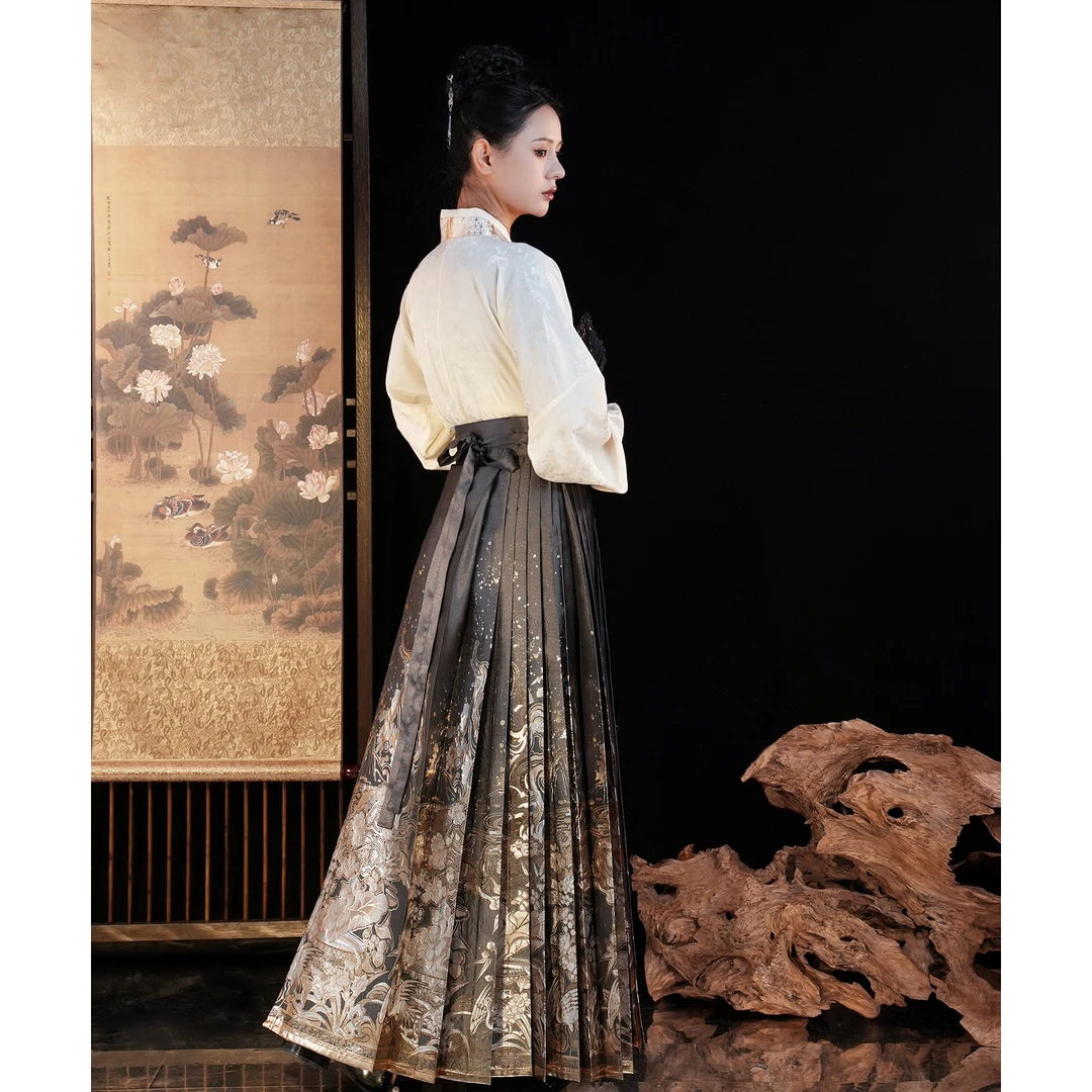 微瑕揽风华【金鳞宴黑色黄色】原创设计汉服明制织金仿妆花马面裙