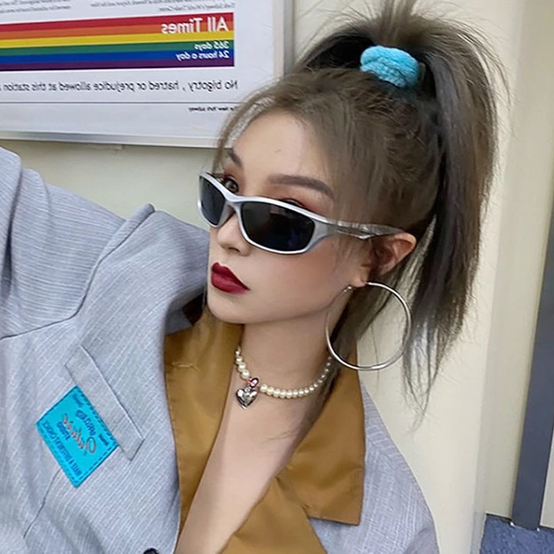 猫眼眼镜科技感银色偏光太阳眼镜y2K辣妹网红封帆ff嘻哈蹦迪墨镜