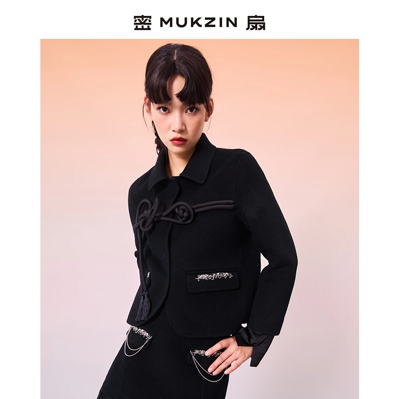 密扇新中式短款黑色盘扣呢子大衣小外套M224B11020001