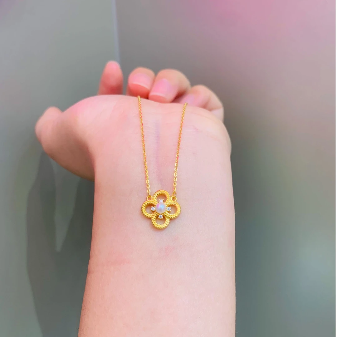 《禧缘黄金》足金999 四叶草莫桑点套链项链