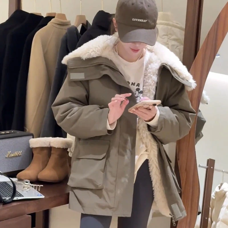 2024冬季新品羊羔毛外套女韩版宽松气质加厚露思同款派克服棉服