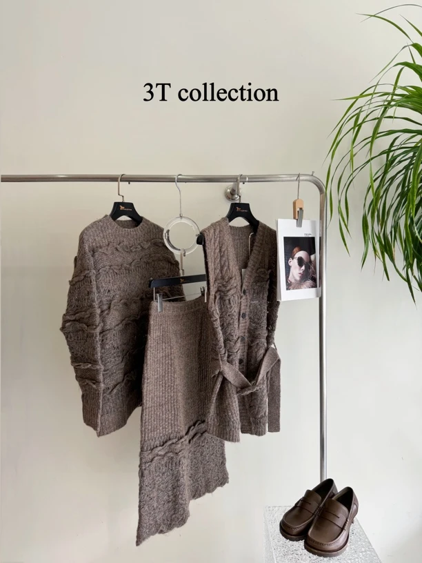 YOUWEI有尾女装 海军风蕾丝拼接套头毛衫