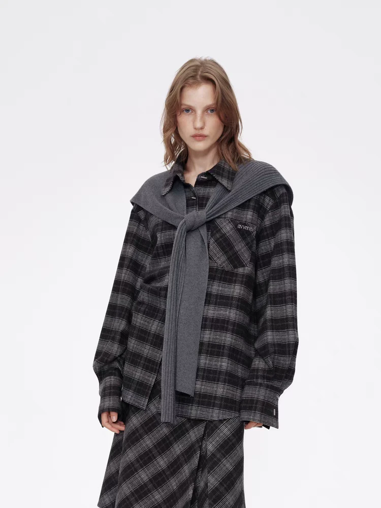 AVVENN2024冬季新品威尔士磨毛格纹时尚知性披肩衬衫AM90902501