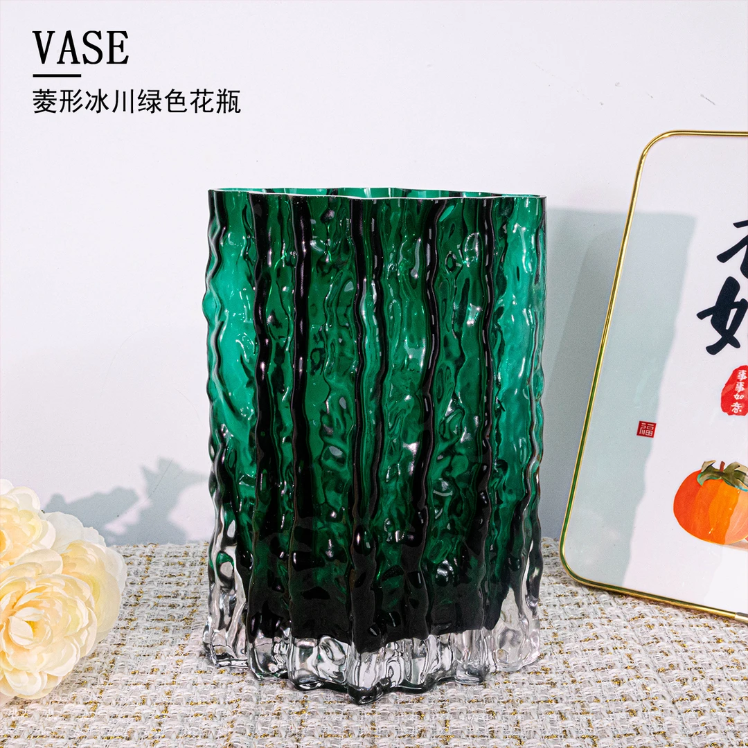 [色彩]墨绿色菱形冰川网红玻璃鲜花专用花瓶透明高档轻奢J268