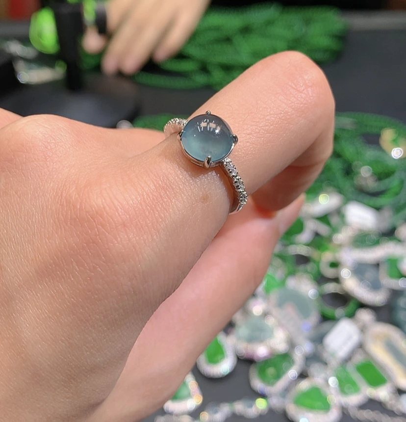 天然A货翡翠蛋面戒指