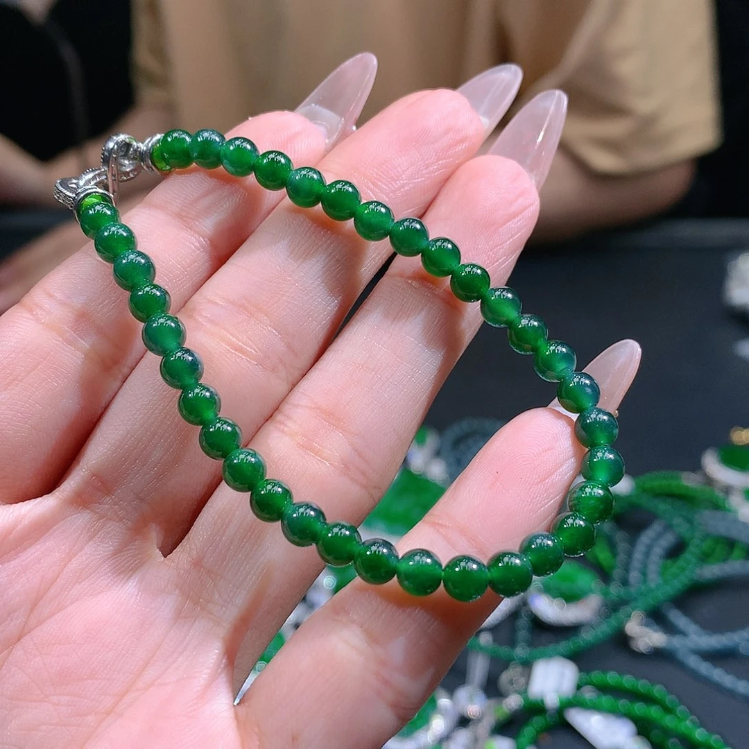 翡翠手串未镶嵌翡翠