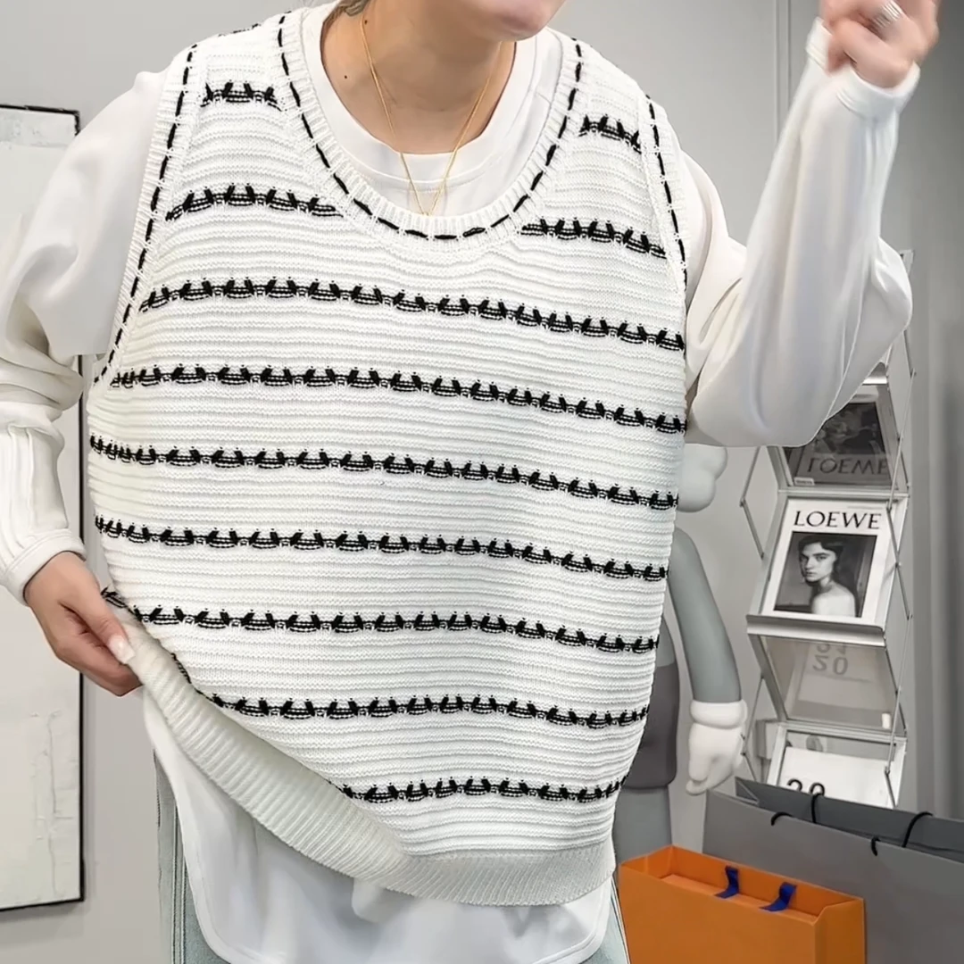 南南大版 套头条纹毛衣马甲时尚休闲百搭潮流无袖611176