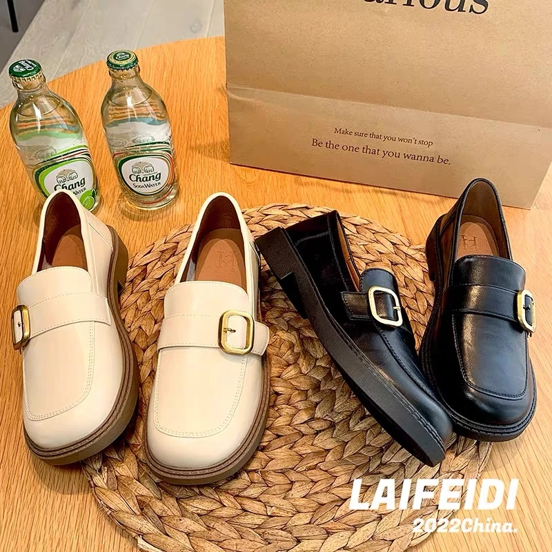 【断码福利】英伦风小皮鞋女 软皮软底金属扣一脚蹬时尚单鞋 00821