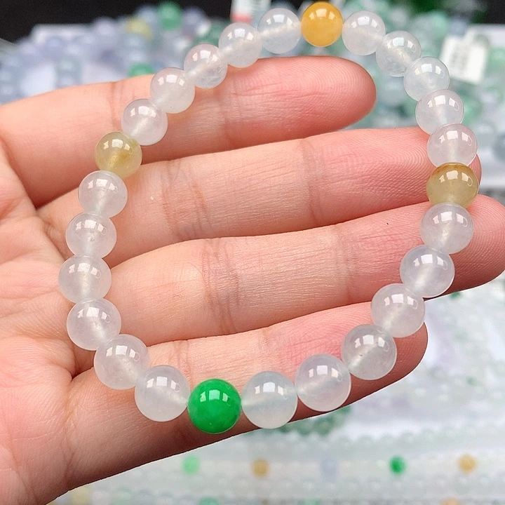 翡翠手链未镶嵌翡翠