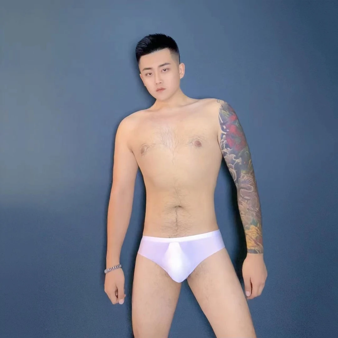 （张崎视频同款内裤）低腰无痕冰丝超薄透气速干性感U凸囊袋