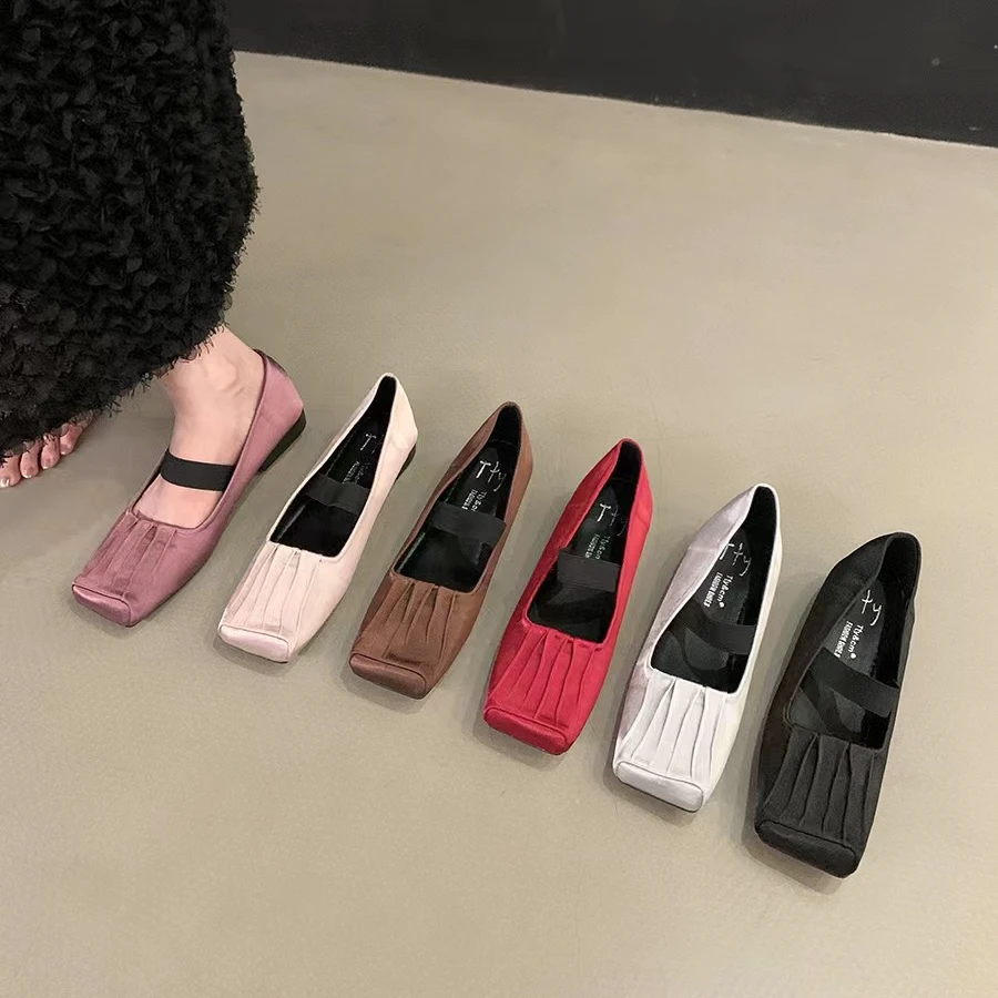 方头褶皱松紧带芭蕾舞鞋法式甜美平底浅口单鞋时尚百搭绸缎奶奶鞋