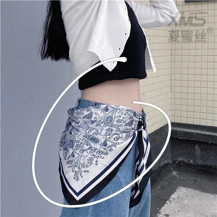 系在腰上的丝巾牛仔裤子腰间配饰大号腰果花方巾领巾女三角巾时尚