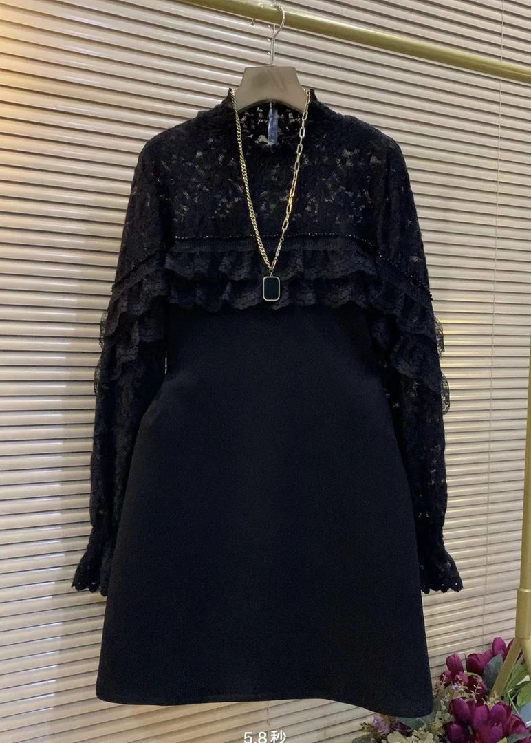 欧货拼接蕾丝显瘦连衣裙