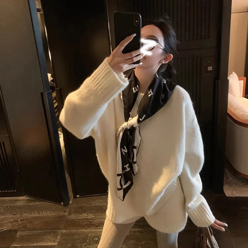 极简风圆领宽松长袖套头毛衣女秋冬慵懒风百搭高腰针织短裤两件套