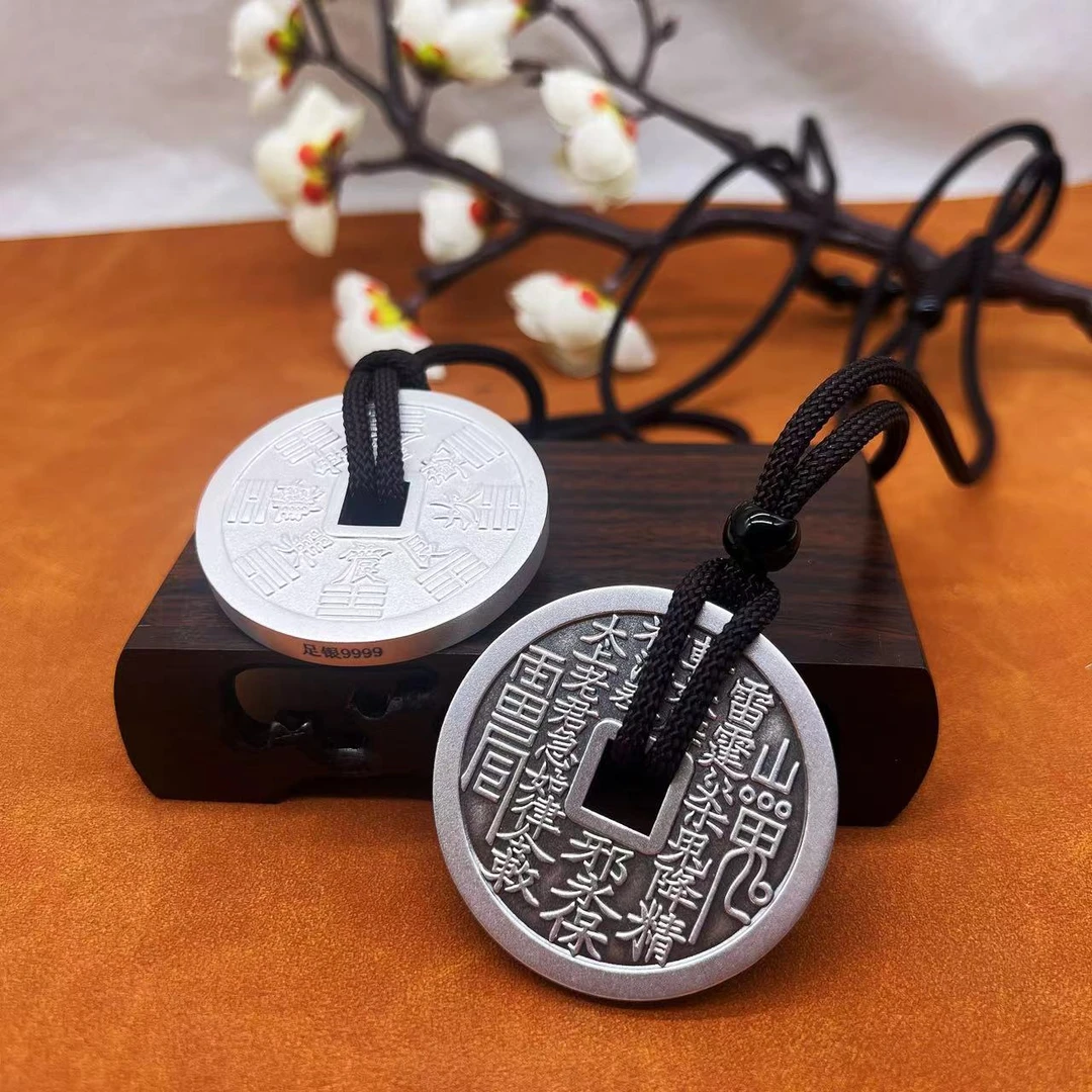 足银银制品 足银9999山鬼花钱吊坠大气复古实心加厚手工素款古法