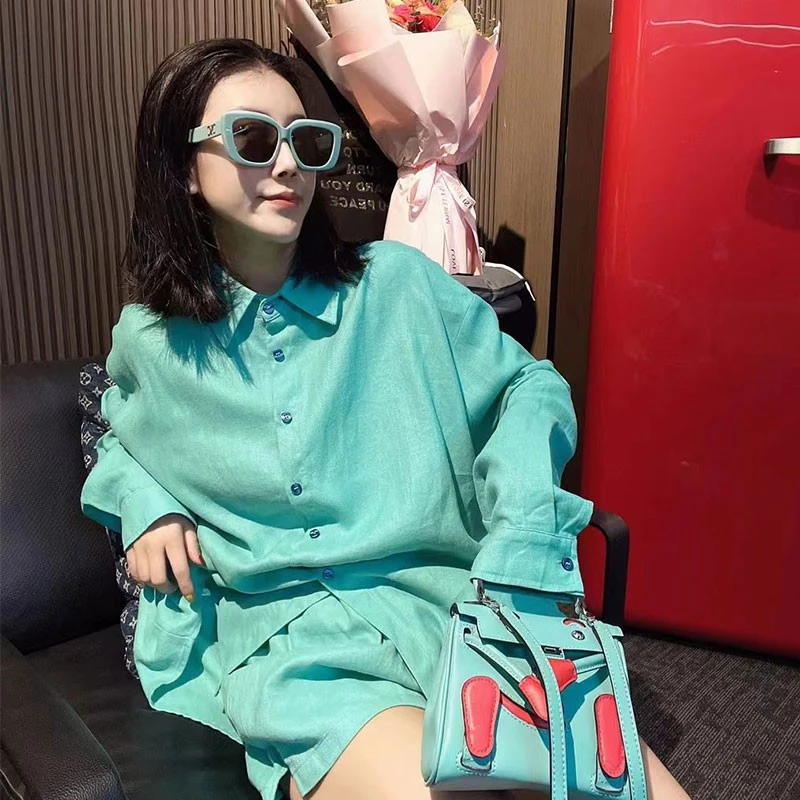 欧洲站湖蓝色时尚套装女2025春季新款时尚潮流翻领衬衫短裤两件套