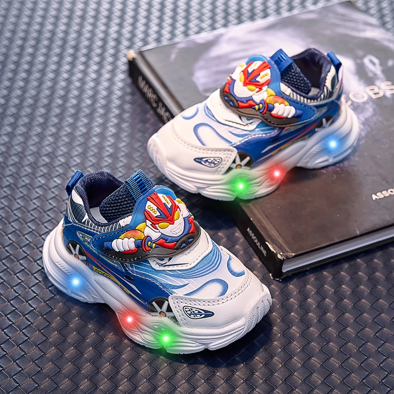 儿童带灯鞋子春秋新款1-6岁男童运动鞋中小童皮面跑步鞋轻便软底