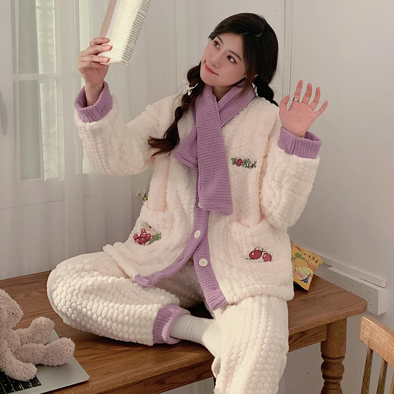 产后月子服冬季产后珊瑚绒哺乳睡衣孕妇怀孕期加厚加绒家居服套装