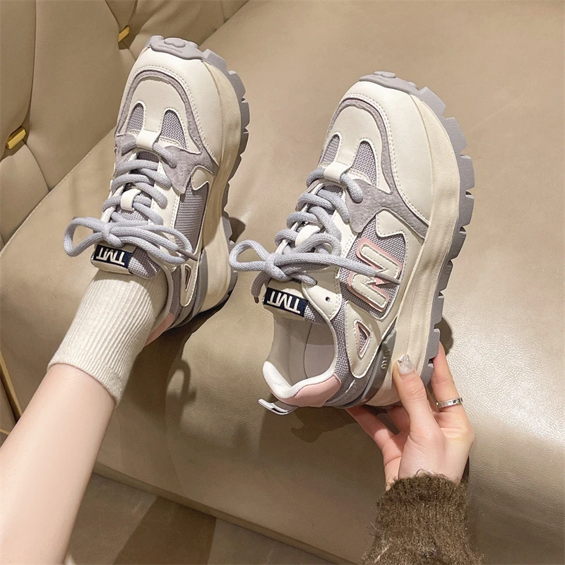 【Jerry】网红百搭潮流时尚配色运动风休闲厚底透气阿甘鞋5211