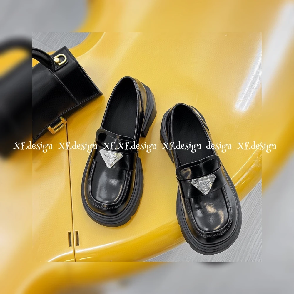 厚底洋气百搭乐福鞋  XF6391