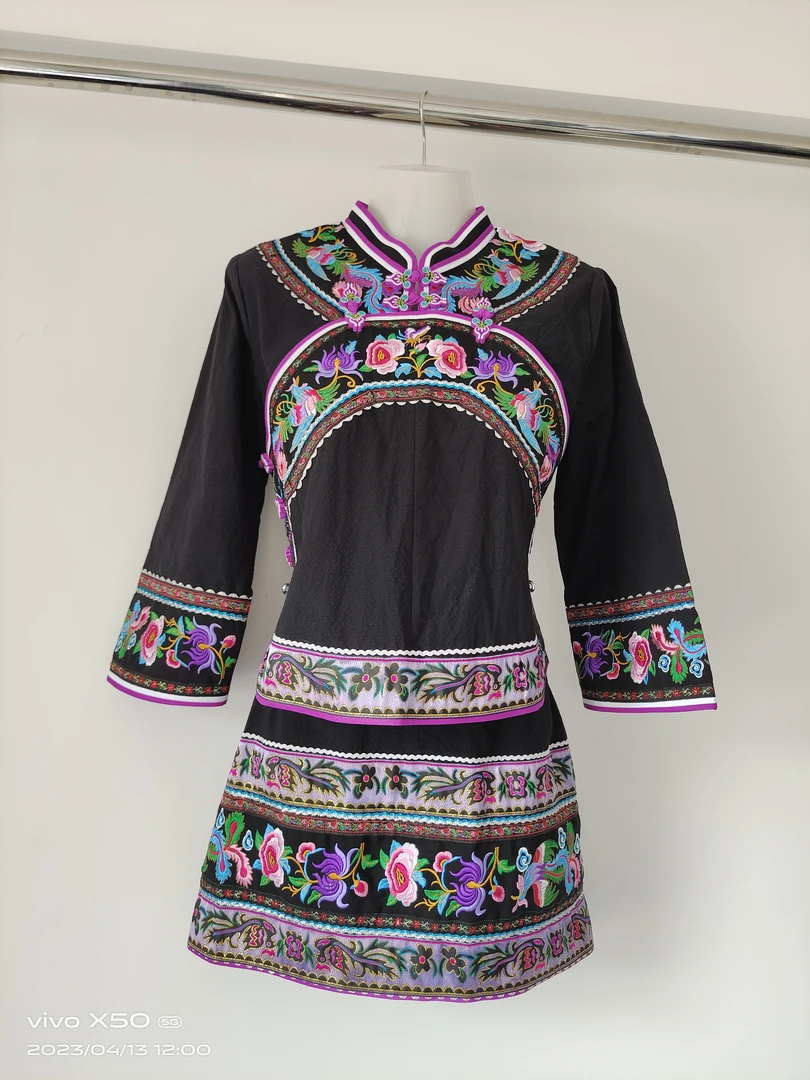 少数民族服饰短裙套装