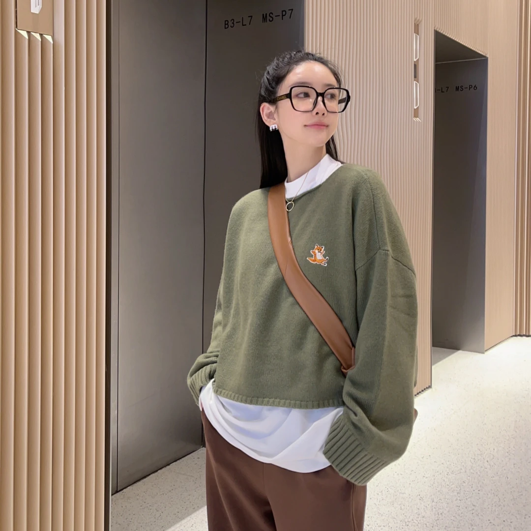 Aixiaomei/爱小美【小美的礼物】羊毛羊绒轻奢秋冬上衣YR08-1176