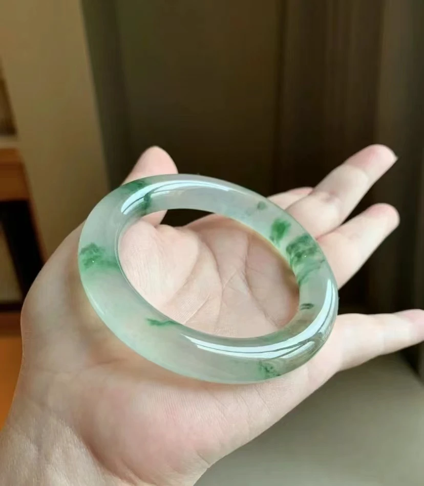 [玖哲翡翠]天然缅甸a货翡翠冰飘蓝花福镯