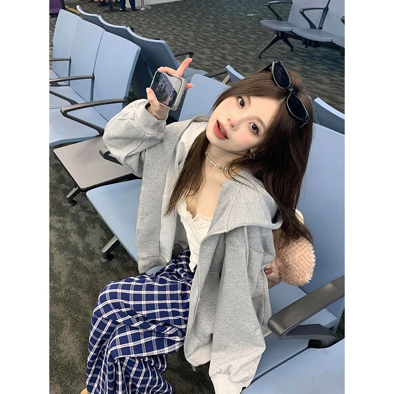 韩系气质休闲灰色连帽卫衣早秋宽松慵懒拉链外套背心长裤三件套