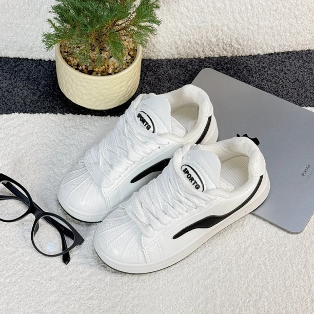 春季面包鞋复古闪电板鞋女潮小众百搭耐磨休闲鞋小白鞋设计感女鞋