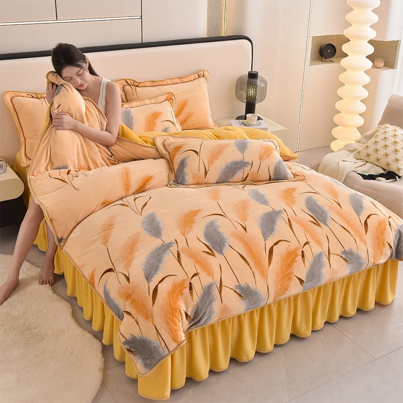 秋冬新款高克重加厚保暖牛奶绒四件套8斤重柔软细腻加绒被套