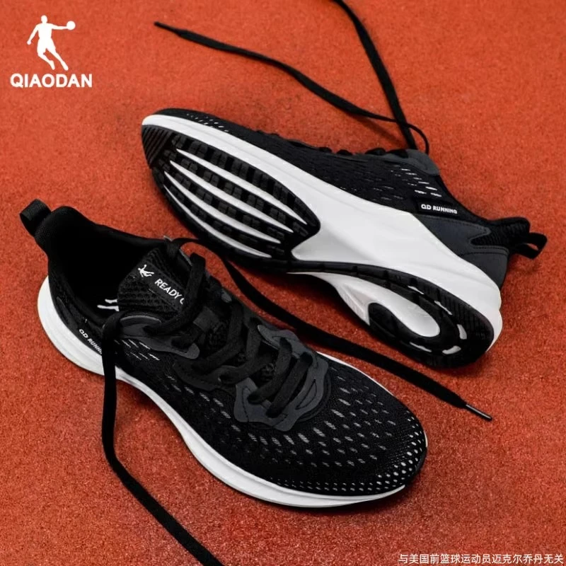 乔丹轻质跑步鞋男2025冬季新款易弯折软底休闲运动鞋网面透气男鞋