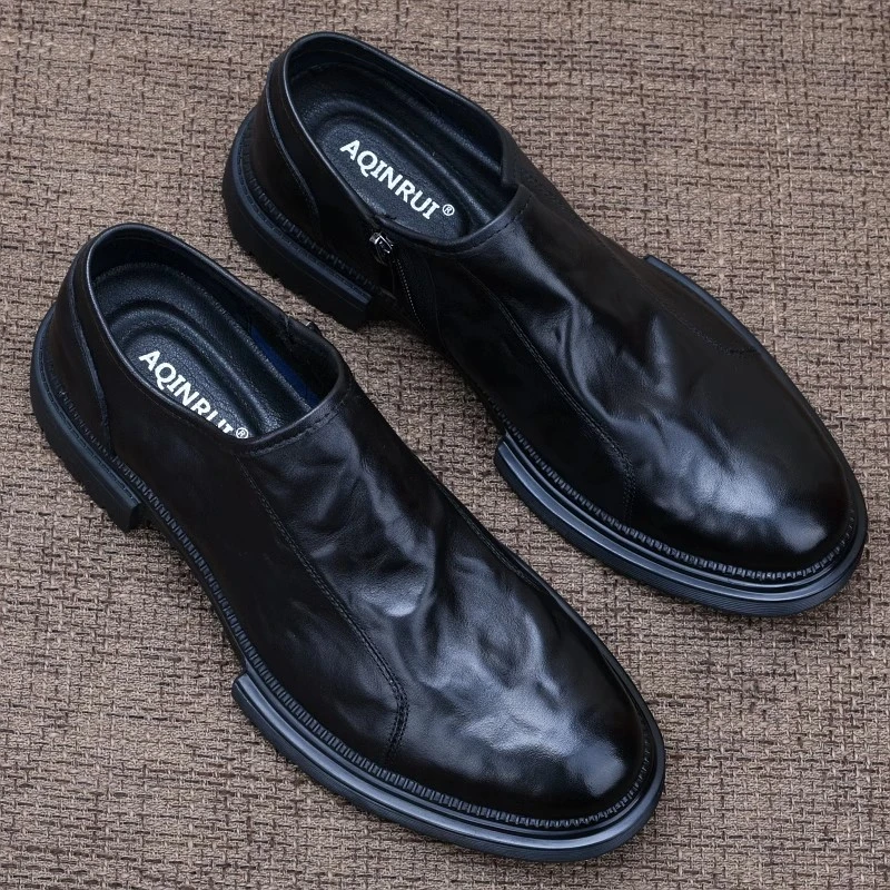 新款头层牛皮休闲皮鞋男真皮软底商务正装男鞋潮流百搭英伦上班鞋