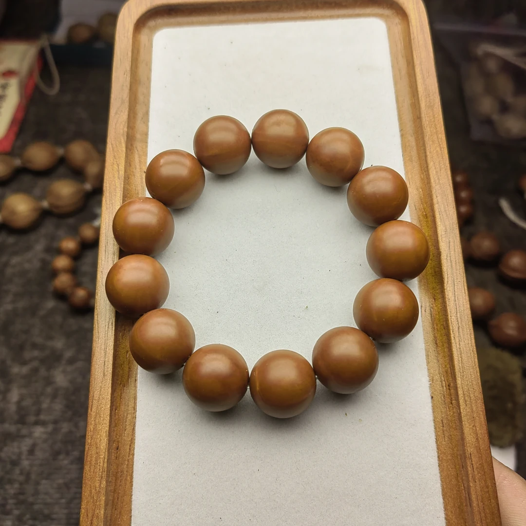 1.75精品树王小孔道橄榄核正圆光珠