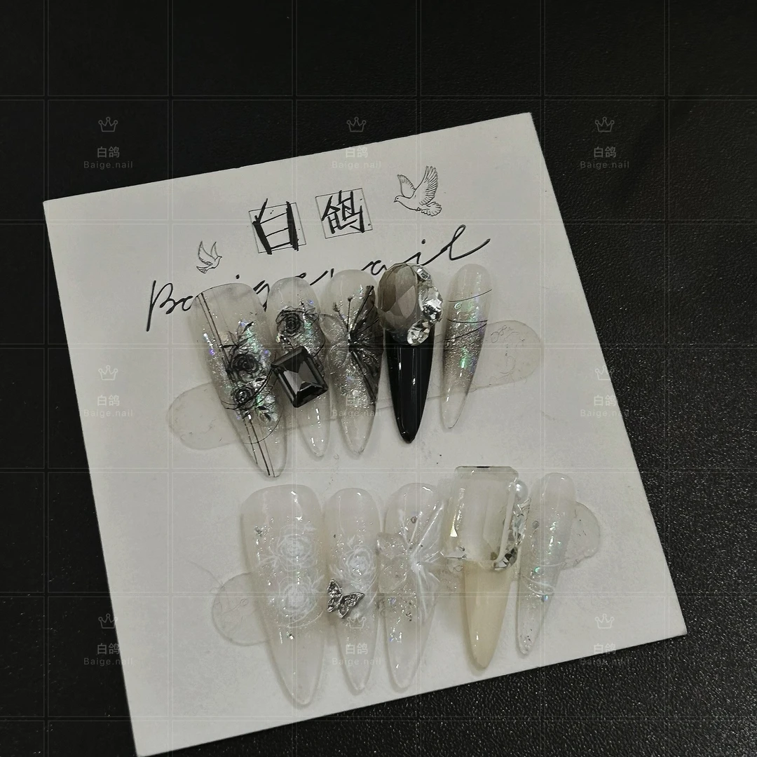 【双生蝶 】精致长尖气质百搭款蝴蝶高级纯欲温柔穿戴式指甲贴