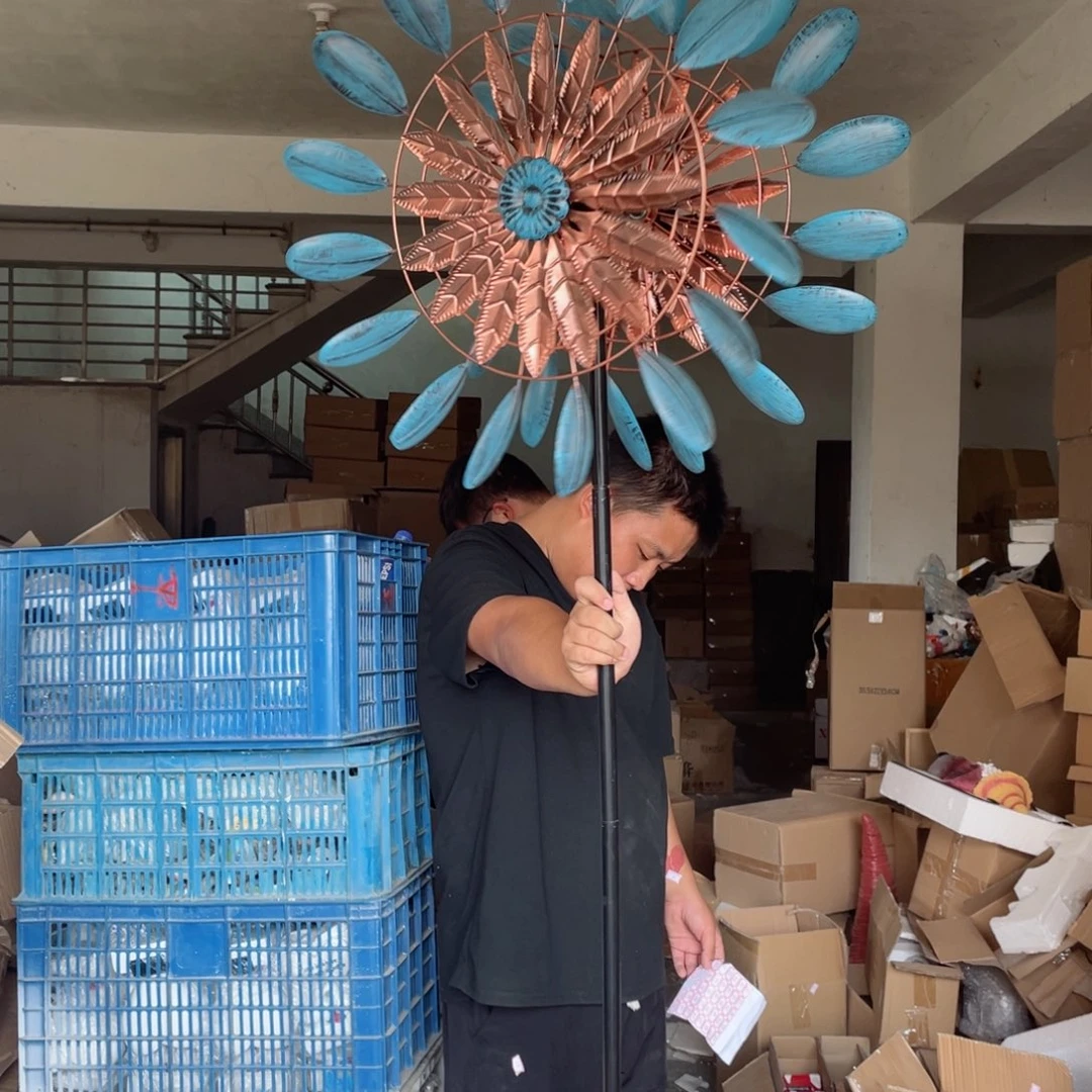 【闪购商品】铁艺孔雀蓝大风车