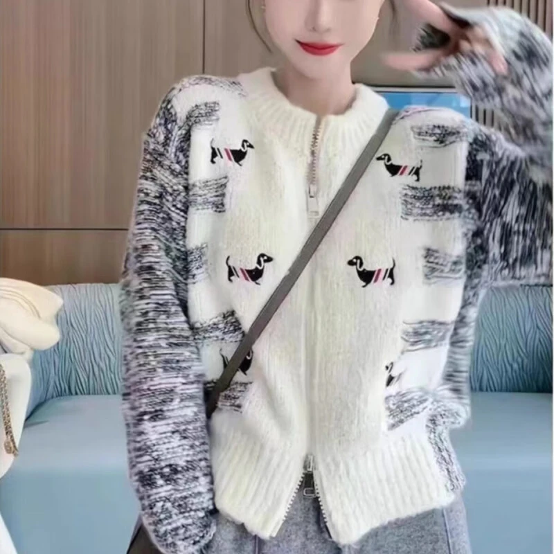 撞色小狗刺绣拉链毛衣开衫女秋冬2024设计感减龄洋气长袖针织外套