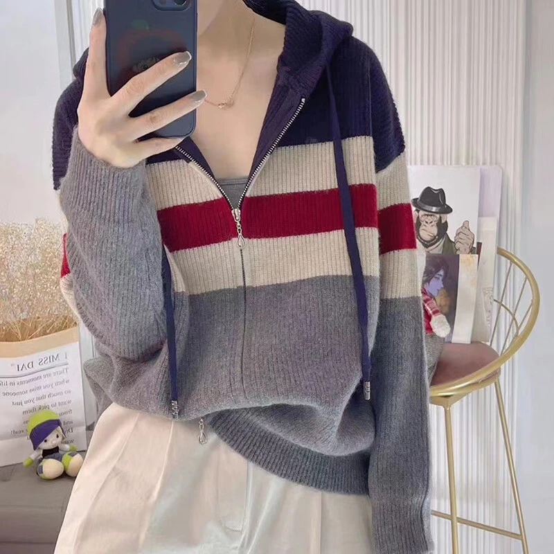 宽松双拉链卫衣短款毛衣开衫外套女2024新款学院风连帽上衣