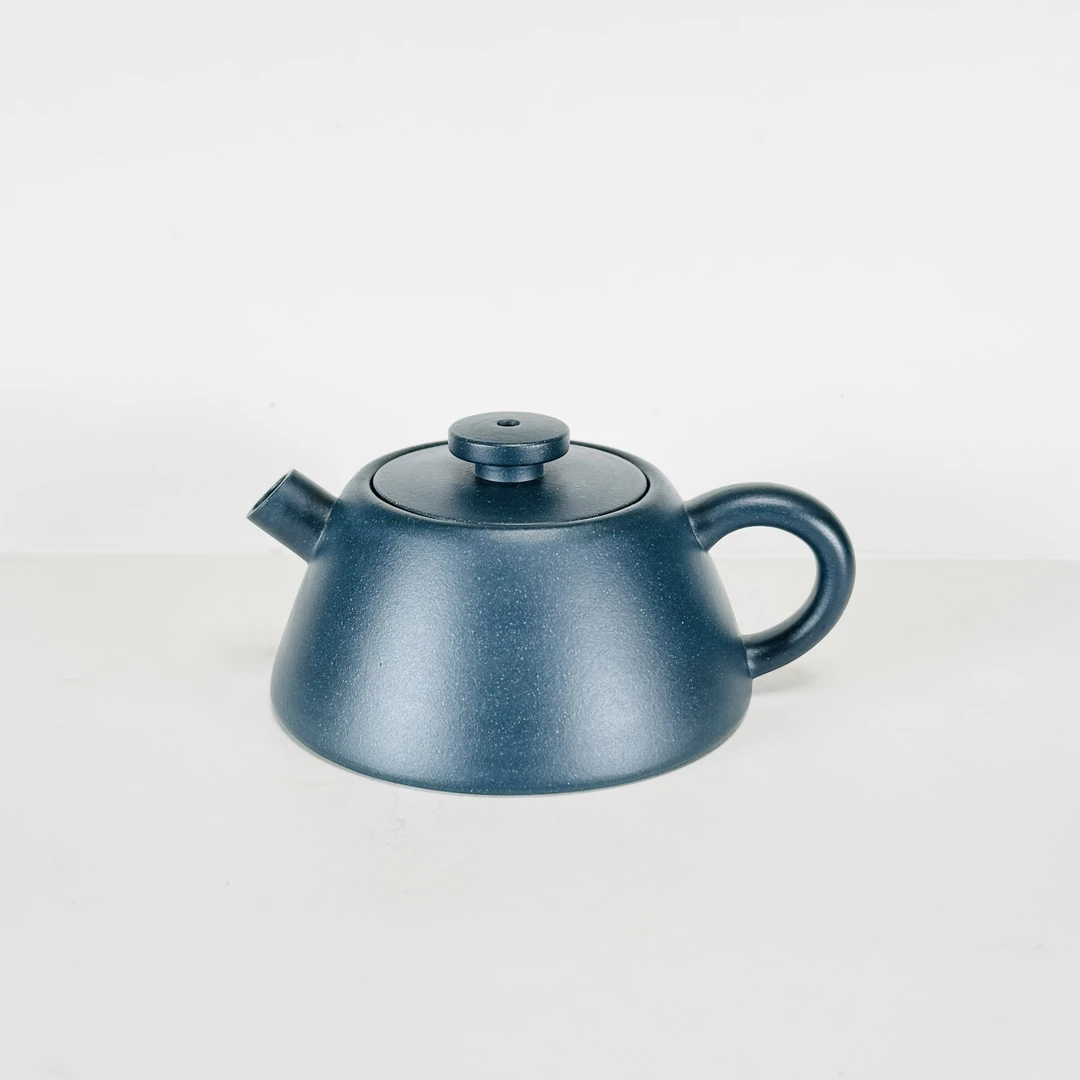 一粒砂《龙年纪念版2》五十九号墨绿泥140cc宜兴紫砂壶