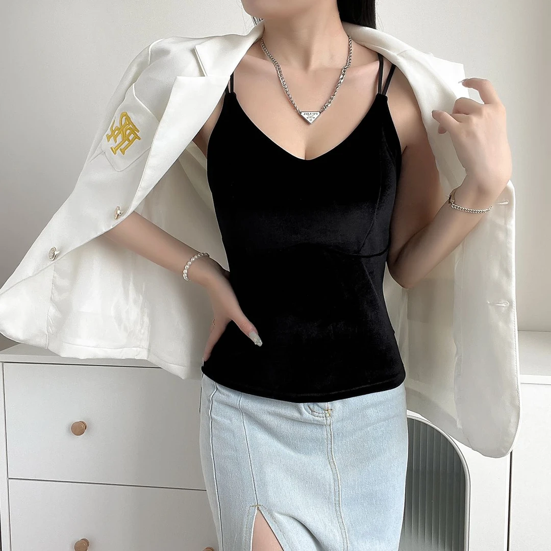 贵气金丝绒蕾丝拼接长款吊带美背乳胶固定杯性感打底保暖内衣女士