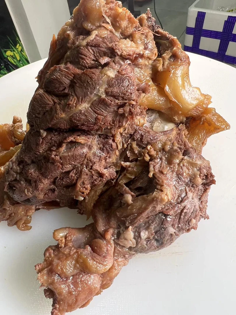 直播间现切现称重腱子肉肋板肉腿肉拼(2斤起包邮)现改价