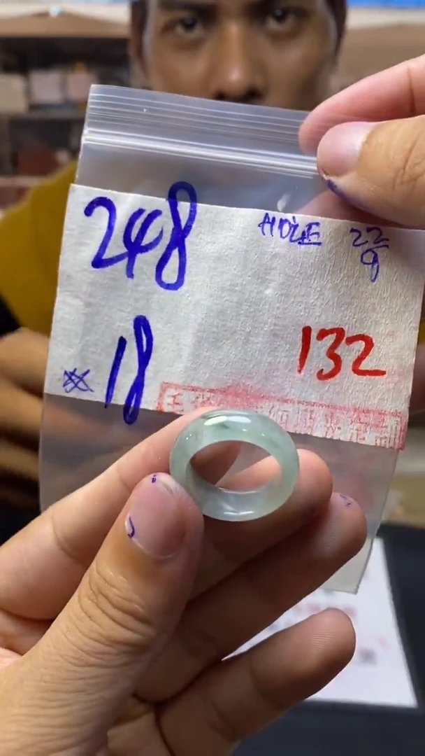 【闪购商品】定制翡翠未镶嵌毛货需精细抛光戒圈18 拍一发一