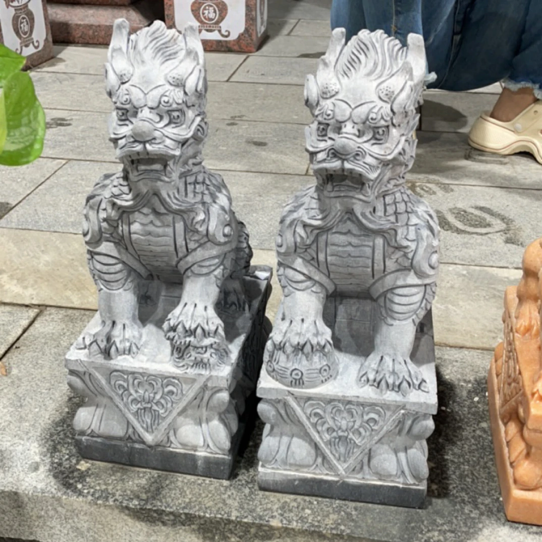 青石麒麟一对高38长19宽14