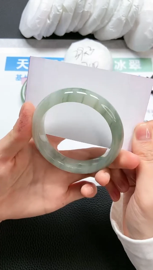 【闪购商品】石英质玉手镯未镶嵌A56-56+