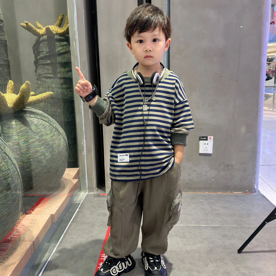 男童秋季套装2024新款男孩酷帅运动服儿童时髦两件套